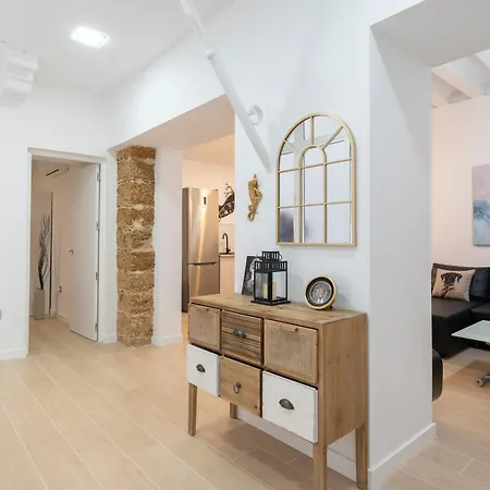 Falla Loft & Καντίζ